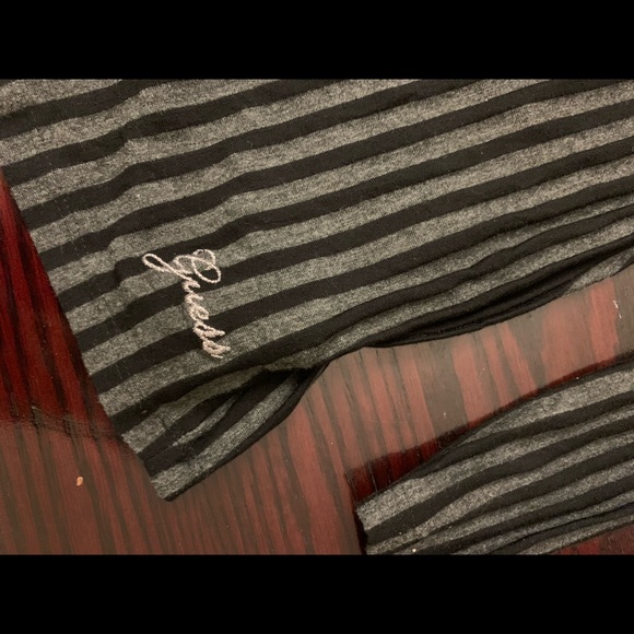 Guess black and white dress - Picture 3 of 3